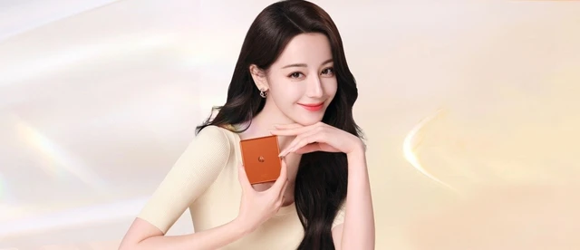Đối thủ đáng gờm của Galaxy Z Flip6 ra mắt: Màn hình phụ tràn viền cực xịn, chip Snapdragon 8s Gen 3, giá chỉ từ 13 triệu đồng- Ảnh 7. Đối thủ đáng gờm của Galaxy Z Flip6 ra mắt: Màn hình phụ tràn viền cực xịn, chip Snapdragon 8s Gen 3, giá chỉ từ 13 triệu đồng- Ảnh 7.