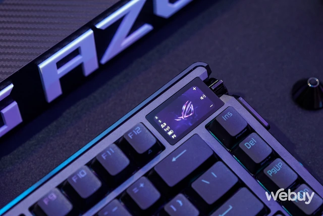 Trên tay loạt linh kiện 'đỉnh' ASUS đem tới Computex 2024: Màn hình Mini-LED 8K, chuột các-bon siêu nhẹ và bàn phím điều chỉnh được cảm giác gõ- Ảnh 10. Trên tay loạt linh kiện 'đỉnh' ASUS đem tới Computex 2024: Màn hình Mini-LED 8K, chuột các-bon siêu nhẹ và bàn phím điều chỉnh được cảm giác gõ- Ảnh 10.