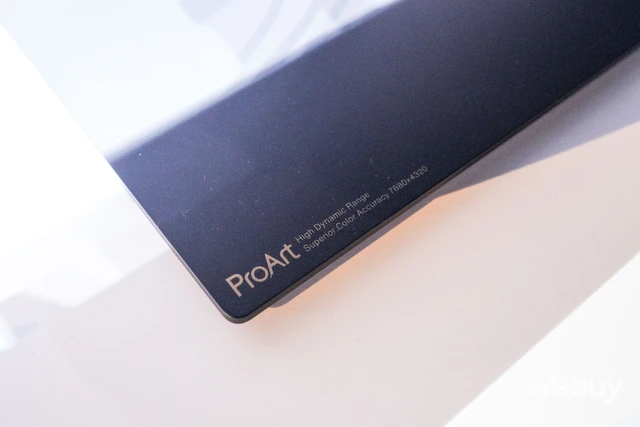 Trên tay loạt linh kiện 'đỉnh' ASUS đem tới Computex 2024: Màn hình Mini-LED 8K, chuột các-bon siêu nhẹ và bàn phím điều chỉnh được cảm giác gõ- Ảnh 20. Trên tay loạt linh kiện 'đỉnh' ASUS đem tới Computex 2024: Màn hình Mini-LED 8K, chuột các-bon siêu nhẹ và bàn phím điều chỉnh được cảm giác gõ- Ảnh 20.