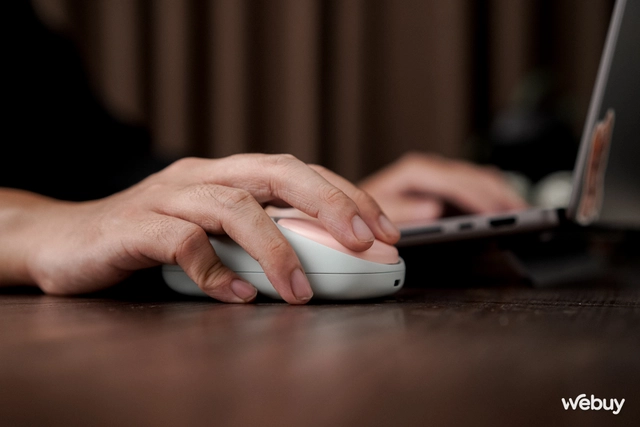 Dùng thử chuột Bluetooth Ugreen: Màu đẹp lạ, nút yên tĩnh, pin 3 tháng, cách cắm sạc người dùng Apple Magic Mouse muốn cũng không có- Ảnh 5. Dùng thử chuột Bluetooth Ugreen: Màu đẹp lạ, nút yên tĩnh, pin 3 tháng, cách cắm sạc người dùng Apple Magic Mouse muốn cũng không có- Ảnh 5.