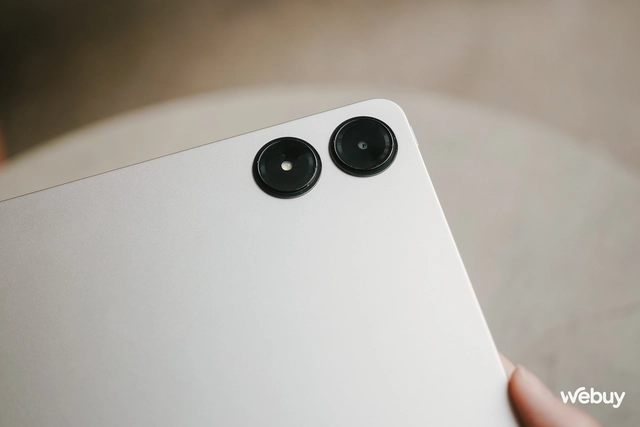 Cận cảnh mẫu máy tính bảng đáng mua nhất của Xiaomi: Thiết kế đẹp, màn hình 12.1 inch cực chất lượng, cấu hình ổn, giá chưa tới 7 triệu đồng- Ảnh 3. Cận cảnh mẫu máy tính bảng đáng mua nhất của Xiaomi: Thiết kế đẹp, màn hình 12.1 inch cực chất lượng, cấu hình ổn, giá chưa tới 7 triệu đồng- Ảnh 3.