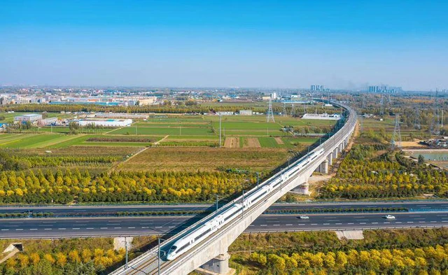 Tại sao Hoa Kỳ từng là 'bá chủ đường sắt' cho tới nay vẫn dùng những đầu máy diesel?- Ảnh 5. Tại sao Hoa Kỳ từng là 'bá chủ đường sắt' cho tới nay vẫn dùng những đầu máy diesel?- Ảnh 5.