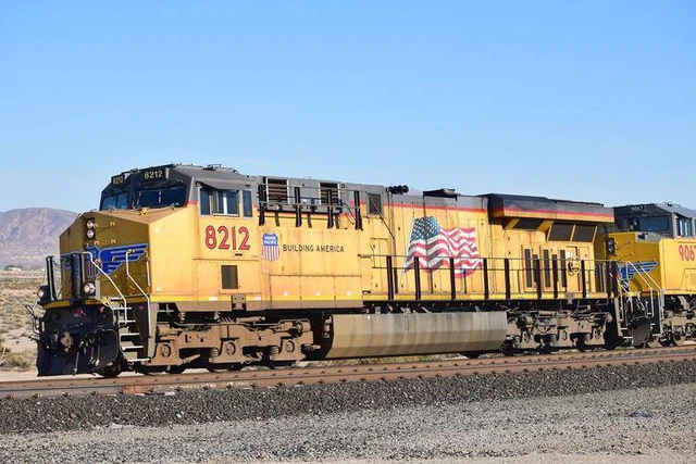 Tại sao Hoa Kỳ từng là 'bá chủ đường sắt' cho tới nay vẫn dùng những đầu máy diesel?- Ảnh 1. Tại sao Hoa Kỳ từng là 'bá chủ đường sắt' cho tới nay vẫn dùng những đầu máy diesel?- Ảnh 1.