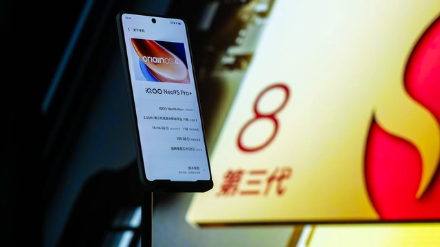 Lại là các "pháp sư" Trung Hoa: Ra mắt điện thoại giá chỉ hơn 10 triệu nhưng dùng chip Snapdragon 8 Gen 3, màn hình AMOLED 144Hz, sạc nhanh 120W- Ảnh 6. Lại là các "pháp sư" Trung Hoa: Ra mắt điện thoại giá chỉ hơn 10 triệu nhưng dùng chip Snapdragon 8 Gen 3, màn hình AMOLED 144Hz, sạc nhanh 120W- Ảnh 6.