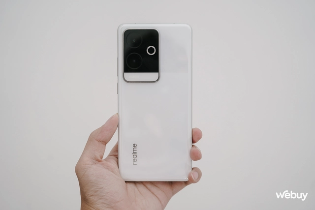 Trên tay điện thoại Snapdragon 8 Gen 3 rẻ nhất thế giới: Giá chưa tới 10 triệu đồng, pin 5800mAh, sạc 120W nhưng dùng ở Việt Nam phải lưu ý điều này- Ảnh 28. Trên tay điện thoại Snapdragon 8 Gen 3 rẻ nhất thế giới: Giá chưa tới 10 triệu đồng, pin 5800mAh, sạc 120W nhưng dùng ở Việt Nam phải lưu ý điều này- Ảnh 28.