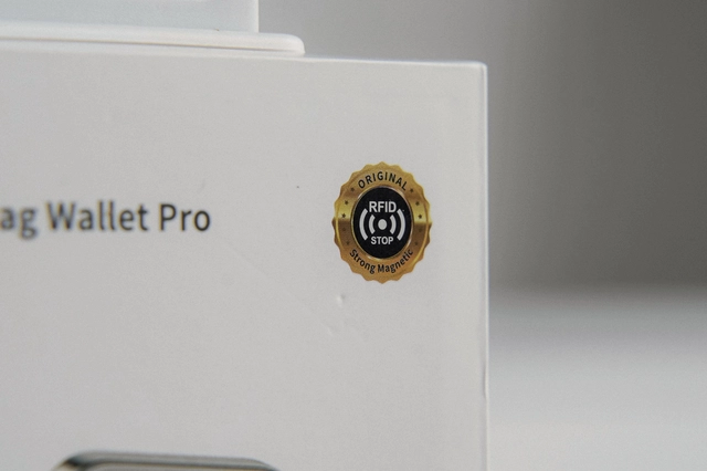 Ví thẻ Magsafe kiêm chân đế Wiwu rẻ bằng 1 nửa nhưng “ngon” hơn Moft, chỉ 1 điểm trừ duy nhất- Ảnh 2. Ví thẻ Magsafe kiêm chân đế Wiwu rẻ bằng 1 nửa nhưng “ngon” hơn Moft, chỉ 1 điểm trừ duy nhất- Ảnh 2.