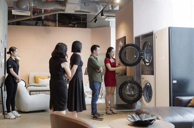 LG mang trải nghiệm sống siêu sang đến người dùng, kết hợp bộ sưu tập Objet cao cấp với thương hiệu nội thất hàng đầu Việt Nam- Ảnh 2. LG mang trải nghiệm sống siêu sang đến người dùng, kết hợp bộ sưu tập Objet cao cấp với thương hiệu nội thất hàng đầu Việt Nam- Ảnh 2.