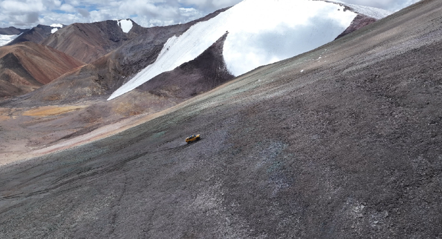 Một mẫu xe Trung Quốc lập kỷ lục thế giới về độ cao cao nhất đạt được khi lái một chiếc ô tô hybrid và đăng quang 'Vua cao nguyên'!- Ảnh 3. Một mẫu xe Trung Quốc lập kỷ lục thế giới về độ cao cao nhất đạt được khi lái một chiếc ô tô hybrid và đăng quang 'Vua cao nguyên'!- Ảnh 3.