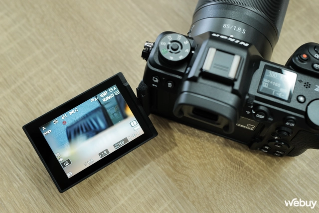 Nikon Z6 III đã cập bến Việt Nam: Thiết kế quen thuộc, tốc độ chụp nhanh 'chóng mặt'- Ảnh 13. Nikon Z6 III đã cập bến Việt Nam: Thiết kế quen thuộc, tốc độ chụp nhanh 'chóng mặt'- Ảnh 13.