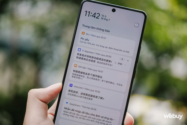 Điện thoại này giá chỉ 7 triệu đồng: Hiệu năng cực mạnh với chip Snapdragon 8s Gen 3, màn OLED 144Hz kèm pin 6.000mAh và sạc 80W- Ảnh 20. Điện thoại này giá chỉ 7 triệu đồng: Hiệu năng cực mạnh với chip Snapdragon 8s Gen 3, màn OLED 144Hz kèm pin 6.000mAh và sạc 80W- Ảnh 20.