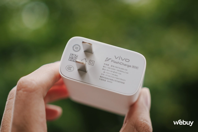 Điện thoại này giá chỉ 7 triệu đồng: Hiệu năng cực mạnh với chip Snapdragon 8s Gen 3, màn OLED 144Hz kèm pin 6.000mAh và sạc 80W- Ảnh 17. Điện thoại này giá chỉ 7 triệu đồng: Hiệu năng cực mạnh với chip Snapdragon 8s Gen 3, màn OLED 144Hz kèm pin 6.000mAh và sạc 80W- Ảnh 17.