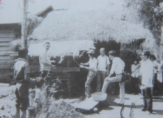 Một biên niên sử về dịch hạch tại Việt Nam và Một biên niên sử về dịch hạch tại Việt Nam và