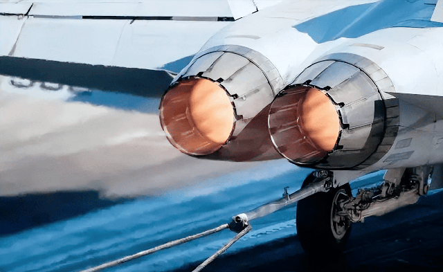 Sợi dây đắt nhất thế giới: Có thể khiến chiếc máy bay chiến đấu nặng 20 tấn dừng lại trong 3 giây!- Ảnh 3. Sợi dây đắt nhất thế giới: Có thể khiến chiếc máy bay chiến đấu nặng 20 tấn dừng lại trong 3 giây!- Ảnh 3.