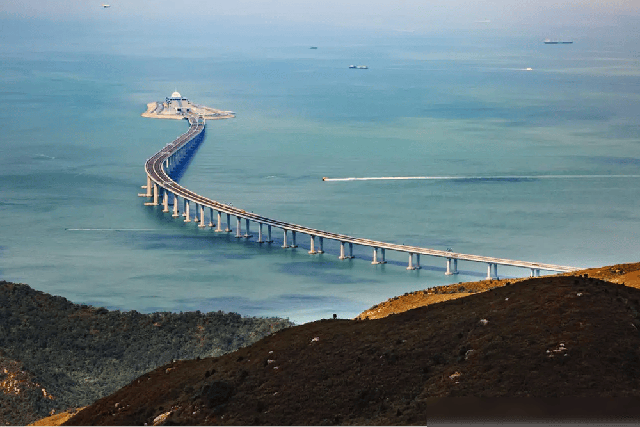 Tại sao hầu hết đường cao tốc ở Trung Quốc đều được xây dựng theo đường cong thay vì thẳng?- Ảnh 3. Tại sao hầu hết đường cao tốc ở Trung Quốc đều được xây dựng theo đường cong thay vì thẳng?- Ảnh 3.