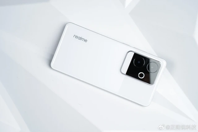 Đỉnh như các hãng Trung Quốc: Mang con chip Snapdragon 8 Gen 3 lên smartphone giá dưới 10 triệu đồng- Ảnh 11. Đỉnh như các hãng Trung Quốc: Mang con chip Snapdragon 8 Gen 3 lên smartphone giá dưới 10 triệu đồng- Ảnh 11.