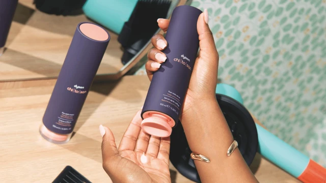 L&agrave;m đồ gia dụng, tai nghe chống ồn chưa đủ, Dyson mới b&aacute;n th&ecirc;m gel tạo kiểu t&oacute;c- Ảnh 4.