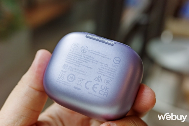 Cận cảnh JBL Live Beam 3: Ngoại hình sáng, chất âm ổn, chống ồn chủ động khá, quan trọng là sở hữu thứ cả Apple lẫn Samsung chưa làm được- Ảnh 28. Cận cảnh JBL Live Beam 3: Ngoại hình sáng, chất âm ổn, chống ồn chủ động khá, quan trọng là sở hữu thứ cả Apple lẫn Samsung chưa làm được- Ảnh 28.