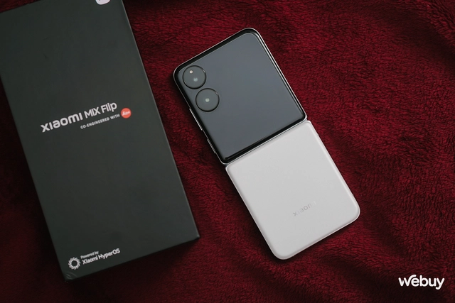 Đây là smartphone gập mới của Xiaomi: Quá xịn, camera chụp đẹp, giá rẻ nhưng tiếc lại không bán chính hãng Việt Nam- Ảnh 1. Đây là smartphone gập mới của Xiaomi: Quá xịn, camera chụp đẹp, giá rẻ nhưng tiếc lại không bán chính hãng Việt Nam- Ảnh 1.