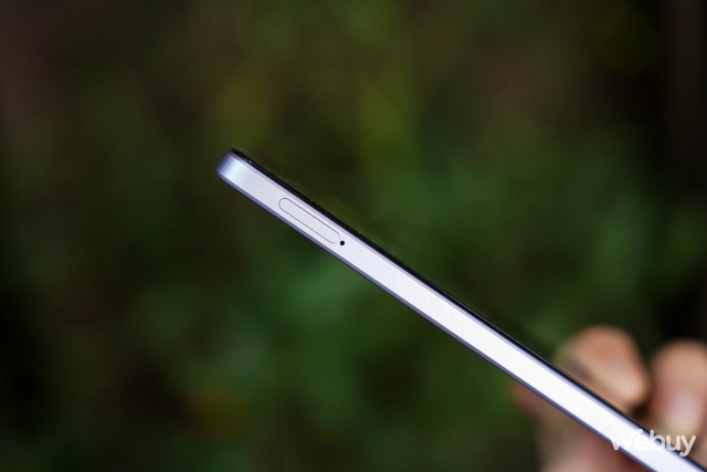 Đánh giá OPPO A3 - smartphone siêu bền, giá siêu "hời" nhưng vẫn có sạc nhanh 45W, thiết kế đẹp- Ảnh 6. Đánh giá OPPO A3 - smartphone siêu bền, giá siêu "hời" nhưng vẫn có sạc nhanh 45W, thiết kế đẹp- Ảnh 6.