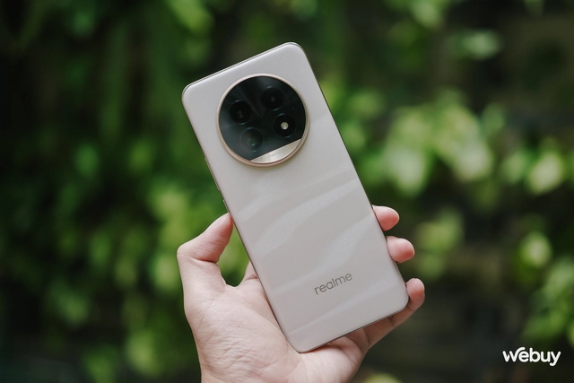 Smartphone này giá chỉ 6,9 triệu có thiết kế đẹp, camera 50MP chất lượng, pin 5.200mAh, chip Snapdragon 7s Gen 2- Ảnh 2. Smartphone này giá chỉ 6,9 triệu có thiết kế đẹp, camera 50MP chất lượng, pin 5.200mAh, chip Snapdragon 7s Gen 2- Ảnh 2.