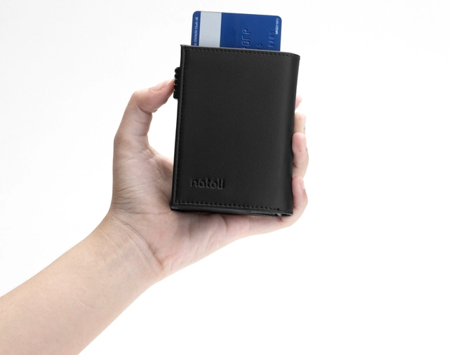 Đầu th&aacute;ng lượm deal đồ hay ho: Vừa nghe nhạc, vừa chiếu s&aacute;ng, đầu sạc si&ecirc;u tiện lợi khi đi du lịch- Ảnh 5.