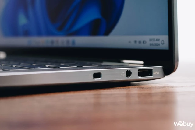 Từng một thời hơn 60 triệu đồng, mẫu laptop Dell này nay chỉ còn 12 triệu đồng: Thiết kế đẳng cấp, màn hình 15 inch mà chỉ 1.5Kg- Ảnh 13. Từng một thời hơn 60 triệu đồng, mẫu laptop Dell này nay chỉ còn 12 triệu đồng: Thiết kế đẳng cấp, màn hình 15 inch mà chỉ 1.5Kg- Ảnh 13.