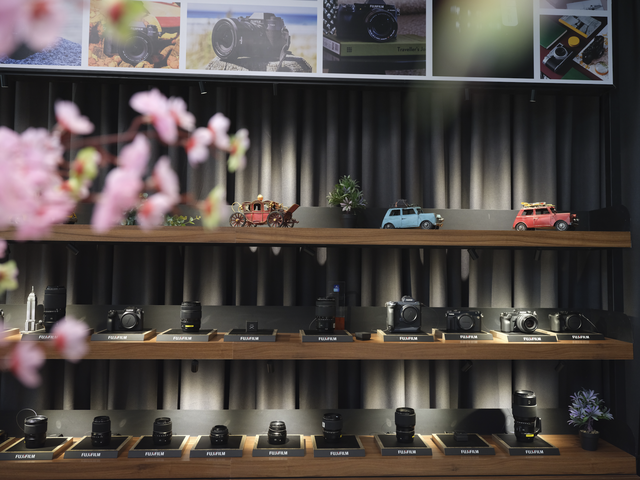 Khám phá Fujifilm X-Space: Đầy đủ "đồ chơi" hình ảnh từ phổ thông cho đến chuyên nghiệp- Ảnh 3. Khám phá Fujifilm X-Space: Đầy đủ "đồ chơi" hình ảnh từ phổ thông cho đến chuyên nghiệp- Ảnh 3.