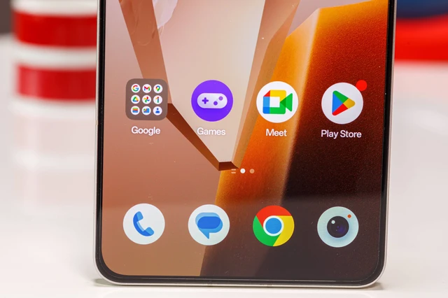 Trên tay OnePlus 13R: Thiết kế cao cấp, Snapdragon 8 Gen 3, pin khủng 6.000mAh- Ảnh 21. Trên tay OnePlus 13R: Thiết kế cao cấp, Snapdragon 8 Gen 3, pin khủng 6.000mAh- Ảnh 21.