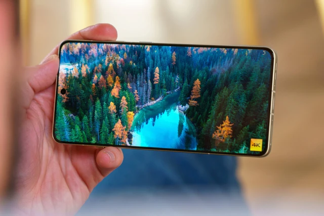 Trên tay OnePlus 13R: Thiết kế cao cấp, Snapdragon 8 Gen 3, pin khủng 6.000mAh- Ảnh 12. Trên tay OnePlus 13R: Thiết kế cao cấp, Snapdragon 8 Gen 3, pin khủng 6.000mAh- Ảnh 12.