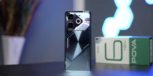 Điện thoại này giá chính hãng chỉ hơn 3 triệu có pin khủng 7.000mAh, camera 50MP, màn hình 120Hz- Ảnh 2. Điện thoại này giá chính hãng chỉ hơn 3 triệu có pin khủng 7.000mAh, camera 50MP, màn hình 120Hz- Ảnh 2.