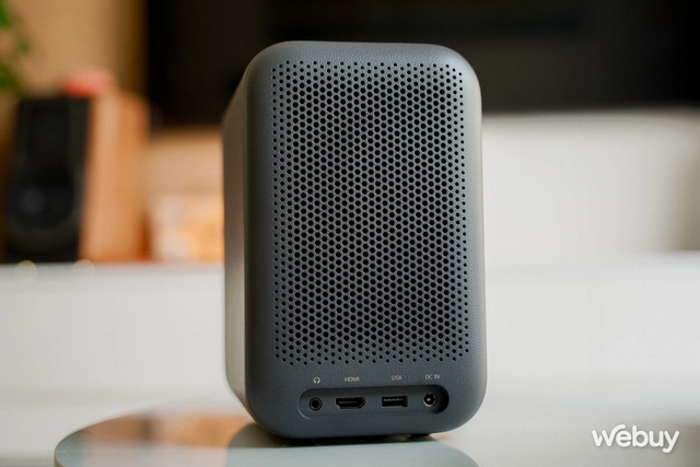 Trải nghiệm máy chiếu Xiaomi Smart Projector L1 Pro: Sáng hơn, đẹp hơn, loa to hơn, đáng giá 7 triệu- Ảnh 12. Trải nghiệm máy chiếu Xiaomi Smart Projector L1 Pro: Sáng hơn, đẹp hơn, loa to hơn, đáng giá 7 triệu- Ảnh 12.