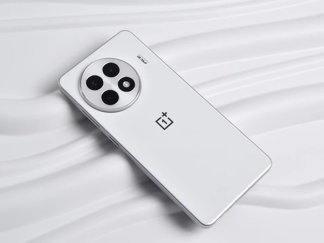 Đây là điện thoại Snapdragon 8 Elite, pin 6.100mAh giá rẻ nhất thế giới, chỉ hơn 11 triệu đồng- Ảnh 2. Đây là điện thoại Snapdragon 8 Elite, pin 6.100mAh giá rẻ nhất thế giới, chỉ hơn 11 triệu đồng- Ảnh 2.