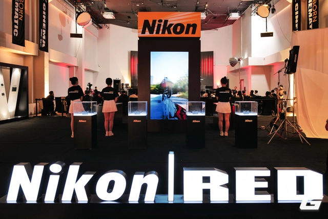 Nikon ZR chính thức ra mắt tại Việt Nam: Cinema Camera full-frame đầu tiên của Nikon sau khi thâu tóm RED, giá 61,99 triệu đồng- Ảnh 1. Nikon ZR chính thức ra mắt tại Việt Nam: Cinema Camera full-frame đầu tiên của Nikon sau khi thâu tóm RED, giá 61,99 triệu đồng- Ảnh 1.