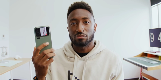 Lần đầu thấy MKBHD khen Xiaomi hơn iPhone- Ảnh 4. Lần đầu thấy MKBHD khen Xiaomi hơn iPhone- Ảnh 4.