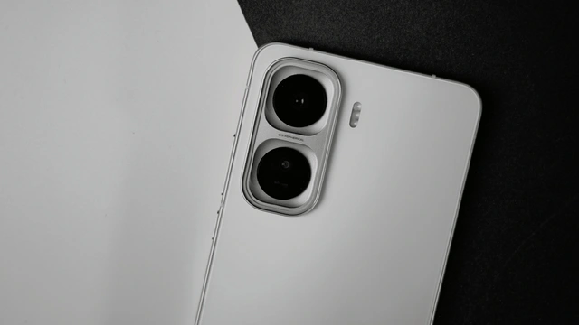 vivo ra mắt điện thoại chip Snapdragon 8 Elite, pin 7.500mAh giá rẻ nhất thế giới- Ảnh 3. vivo ra mắt điện thoại chip Snapdragon 8 Elite, pin 7.500mAh giá rẻ nhất thế giới- Ảnh 3.