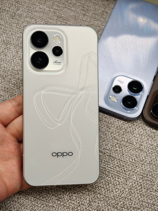 Điện thoại mới của Sơn T&ugrave;ng M-TP lộ diện: Thiết kế mới, pin 6.200 mAh, camera 200 "chấm" - Ảnh 6.