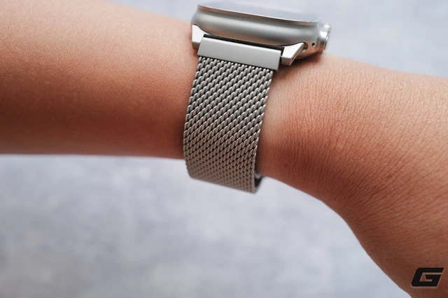 Dùng thử bộ dây đeo Apple Watch từ nhà UNIQ và Skinarma: Ba phong cách, ba trải nghiệm khác nhau - Ảnh 17.