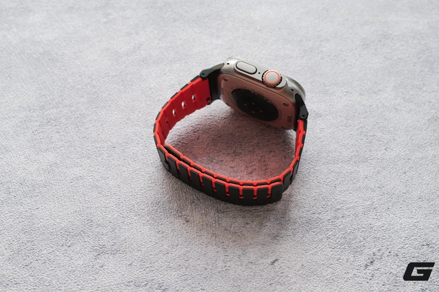 Dùng thử bộ dây đeo Apple Watch từ nhà UNIQ và Skinarma: Ba phong cách, ba trải nghiệm khác nhau - Ảnh 21.