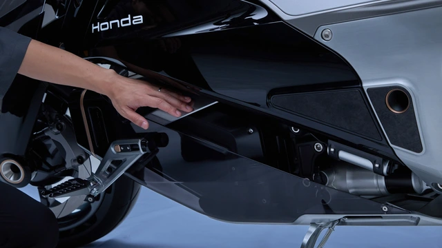 Honda EV Outlier: Mẫu xe 'đến từ tương lai' với pin thể rắn v&agrave; dẫn động hai b&aacute;nh đầu ti&ecirc;n trong lịch sử Honda- Ảnh 11.