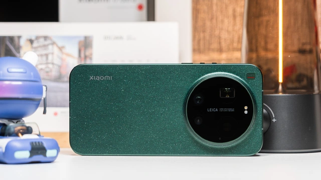 Xiaomi 17 Ultra "Xanh Ánh Sao" lộ diện: màu đẹp nhất dòng Ultra năm nay, cầm lên là thấy cả… bầu trời? - Ảnh 5.