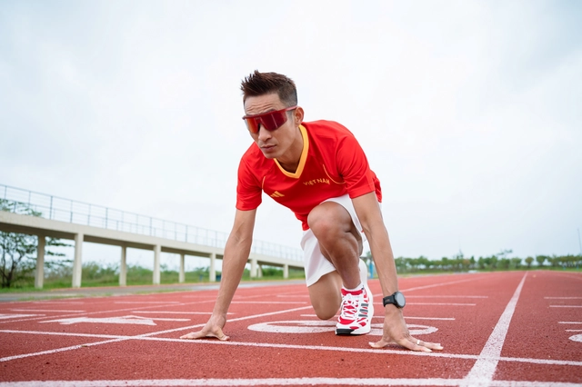 adidas ra mắt &aacute;o "Việt Nam Đồng Sắc" - biểu tượng tinh thần cổ vũ đo&agrave;n thể thao Việt Nam tại SEA Games 33 - Ảnh 4.