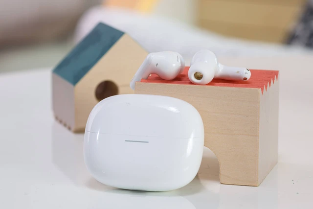 Hóa ra Xiaomi cũng có tai nghe không dây xịn như thế này: Thiết kế cao cấp, chống ồn cực tốt, nghe nhạc Hi-Res, pin dùng 36 giờ mà giá chỉ bằng nửa AirPods 4- Ảnh 3. Hóa ra Xiaomi cũng có tai nghe không dây xịn như thế này: Thiết kế cao cấp, chống ồn cực tốt, nghe nhạc Hi-Res, pin dùng 36 giờ mà giá chỉ bằng nửa AirPods 4- Ảnh 3.