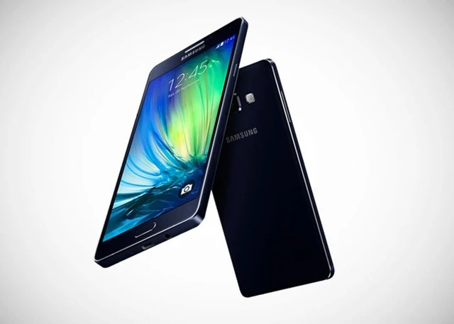 Trước iPhone Air v&agrave; Galaxy S25 Edge, đ&acirc;y từng l&agrave; 5 điện thoại mỏng nhất thế giới, 2 mẫu chưa đến 5mm, to&agrave;n thương hiệu quen thuộc- Ảnh 5.