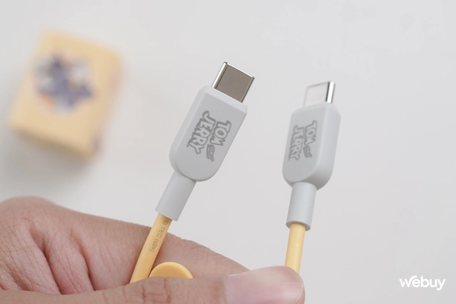 Trên tay củ sạc và cáp sạc Tom & Jerry, giá chỉ từ hơn 100.000 đồng- Ảnh 13. Trên tay củ sạc và cáp sạc Tom & Jerry, giá chỉ từ hơn 100.000 đồng- Ảnh 13.