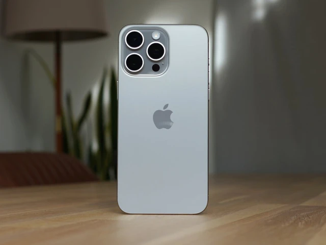 7 điện thoại cao cấp đời cũ ra mắt từ 2022 - 2023, gi&aacute; đ&atilde; giảm mạnh n&ecirc;n vẫn đ&aacute;ng mua đầu 2025 n&agrave;y- Ảnh 3.