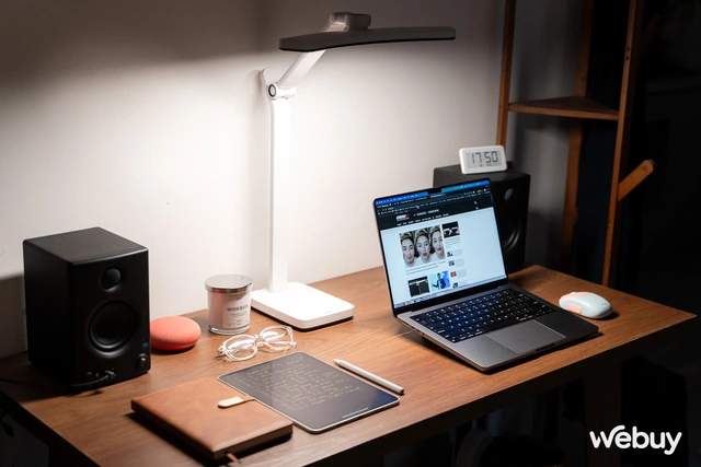 Đèn bàn chống cận sang xịn giá gần triệu có gì hay: Chỉ số hoàn màu cao, lọc ánh sáng xanh, 1300 lux, tích hợp đồng hồ Pomodoro, thêm tính năng tắt trễ thông minh- Ảnh 11. Đèn bàn chống cận sang xịn giá gần triệu có gì hay: Chỉ số hoàn màu cao, lọc ánh sáng xanh, 1300 lux, tích hợp đồng hồ Pomodoro, thêm tính năng tắt trễ thông minh- Ảnh 11.