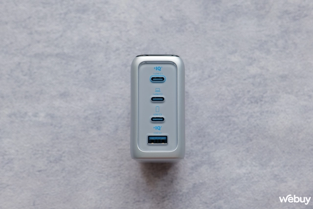 Trải nghiệm củ sạc có cả... màn hình: Thiết kế đẹp, công suất 140W, sạc đồng thời 4 thiết bị- Ảnh 5. Trải nghiệm củ sạc có cả... màn hình: Thiết kế đẹp, công suất 140W, sạc đồng thời 4 thiết bị- Ảnh 5.