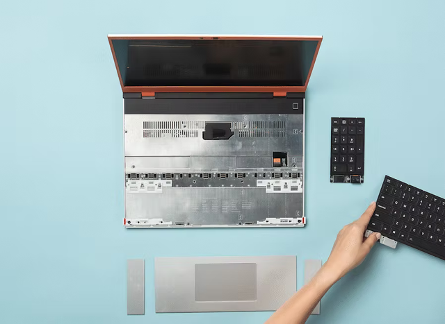 Laptop lắp ghép như LEGO trở lại, dùng chip AMD xịn, muốn bao nhiêu RAM, bộ nhớ cả TB, pin khủng, màn siêu nét đều tự thay được- Ảnh 3. Laptop lắp ghép như LEGO trở lại, dùng chip AMD xịn, muốn bao nhiêu RAM, bộ nhớ cả TB, pin khủng, màn siêu nét đều tự thay được- Ảnh 3.