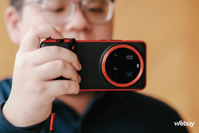 Đánh giá Xiaomi 15 Ultra: Đủ bản lĩnh thoát khỏi vùng an toàn, đủ hấp dẫn để bạn phải cân nhắc lại về khái niệm Đánh giá Xiaomi 15 Ultra: Đủ bản lĩnh thoát khỏi vùng an toàn, đủ hấp dẫn để bạn phải cân nhắc lại về khái niệm