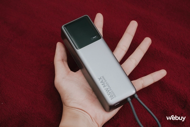 Dùng thử pin dự phòng cao cấp của Xiaomi: Công suất lên tới 165W, dung lượng dù chỉ 10.000mAh nhưng đây mới là điểm "ăn tiền"- Ảnh 3. Dùng thử pin dự phòng cao cấp của Xiaomi: Công suất lên tới 165W, dung lượng dù chỉ 10.000mAh nhưng đây mới là điểm "ăn tiền"- Ảnh 3.